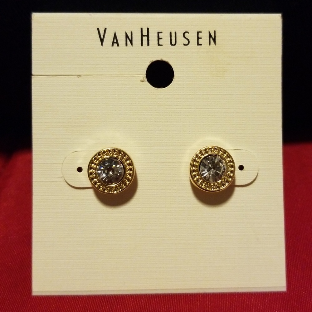 NWT VanHeusen Earrings
